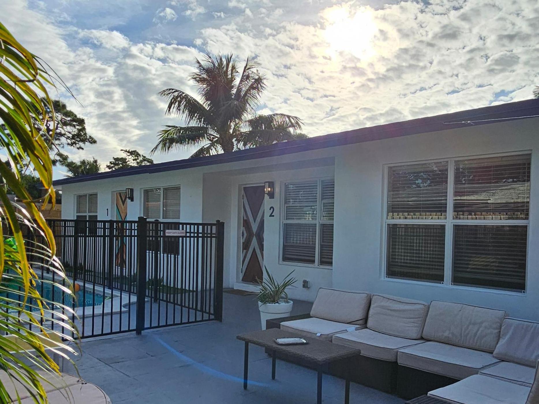 Equipped House W Pool & Patios, Near The Beaches, Prime Location- Ideal For Small Families, Coastal Haven Fort Lauderdale Dış mekan fotoğraf