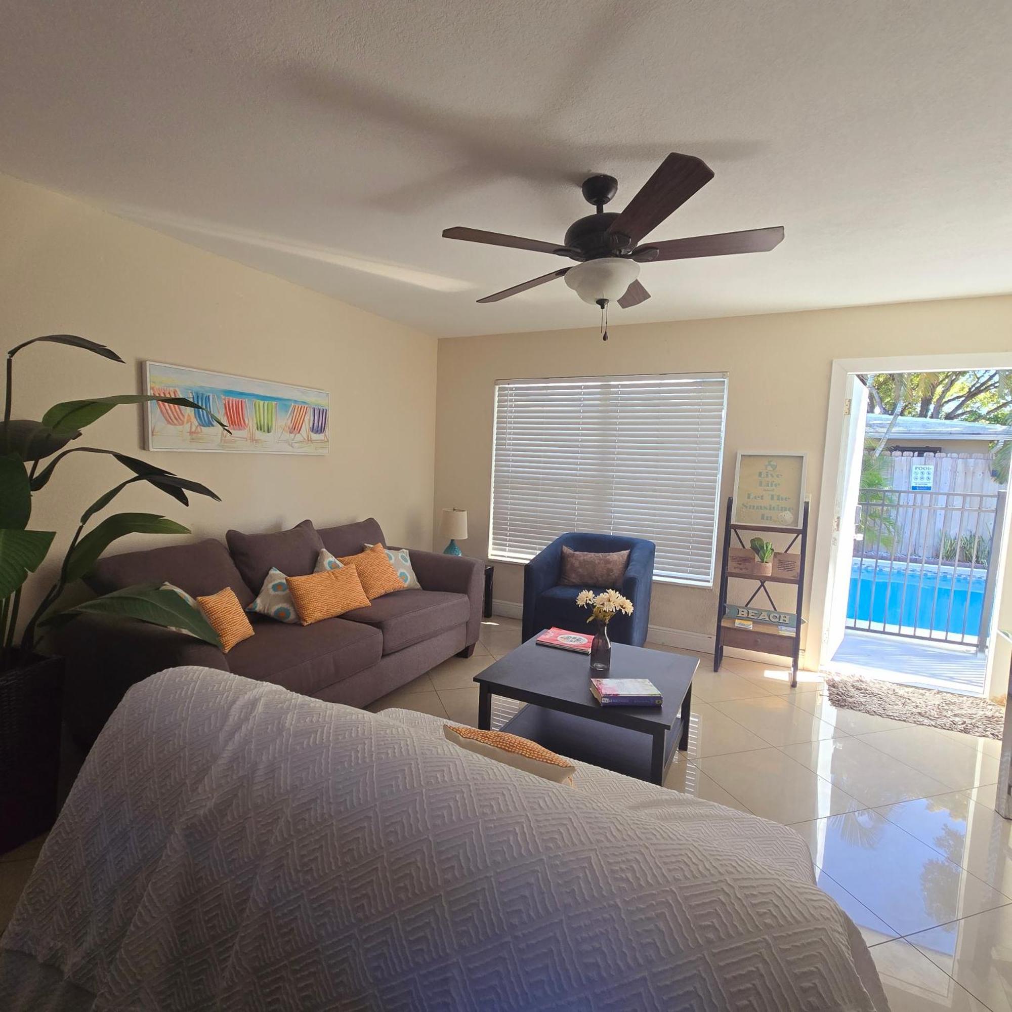 Equipped House W Pool & Patios, Near The Beaches, Prime Location- Ideal For Small Families, Coastal Haven Fort Lauderdale Dış mekan fotoğraf