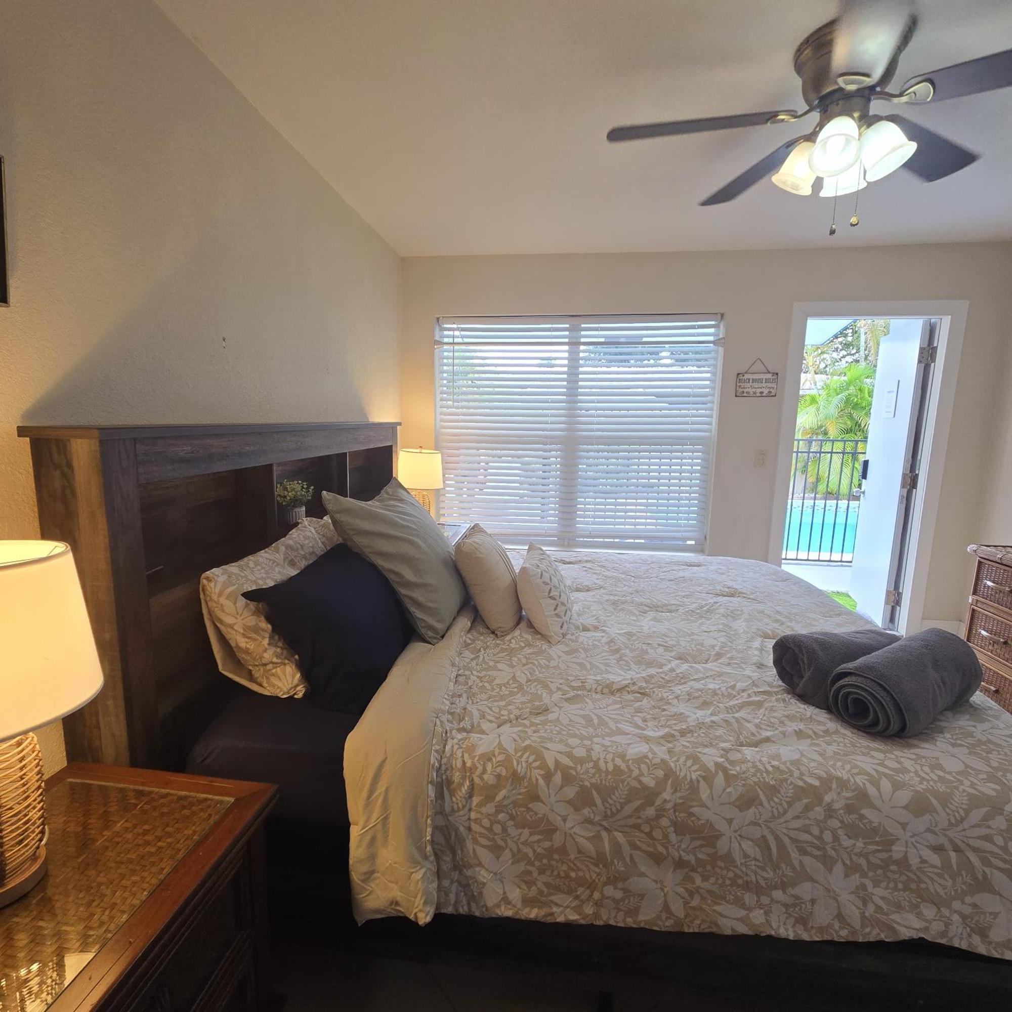 Equipped House W Pool & Patios, Near The Beaches, Prime Location- Ideal For Small Families, Coastal Haven Fort Lauderdale Dış mekan fotoğraf