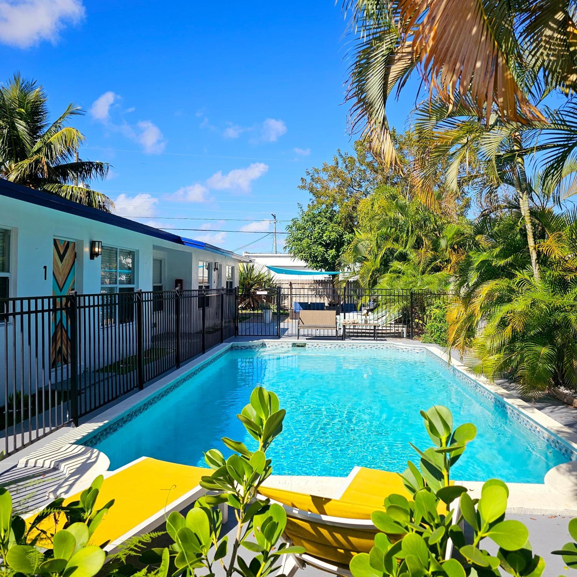 Equipped House W Pool & Patios, Near The Beaches, Prime Location- Ideal For Small Families, Coastal Haven Fort Lauderdale Dış mekan fotoğraf